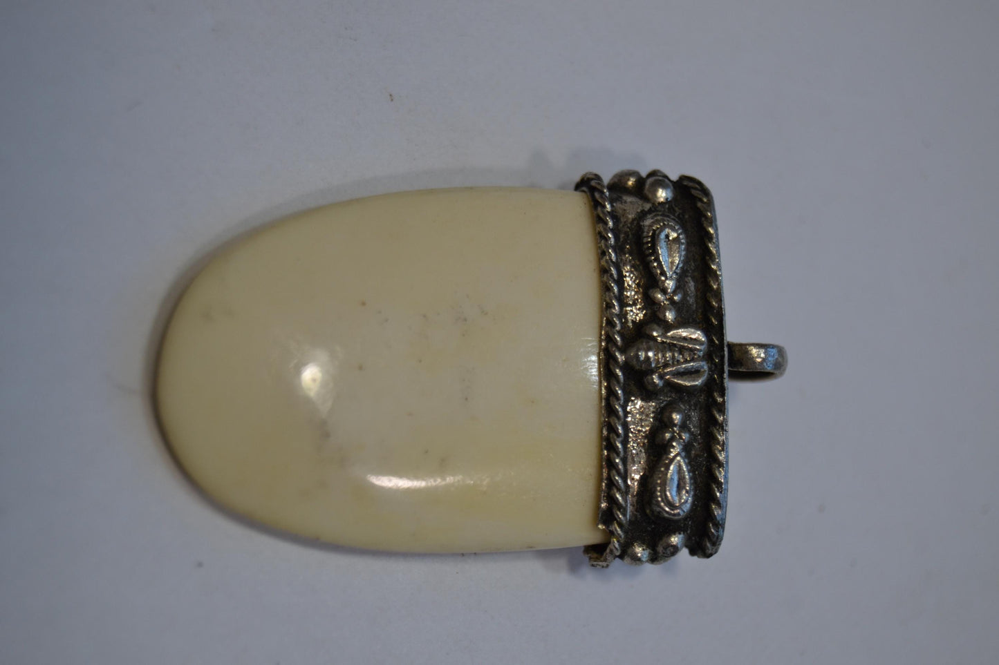 Black and White Spiral-Patterned Bone Beads