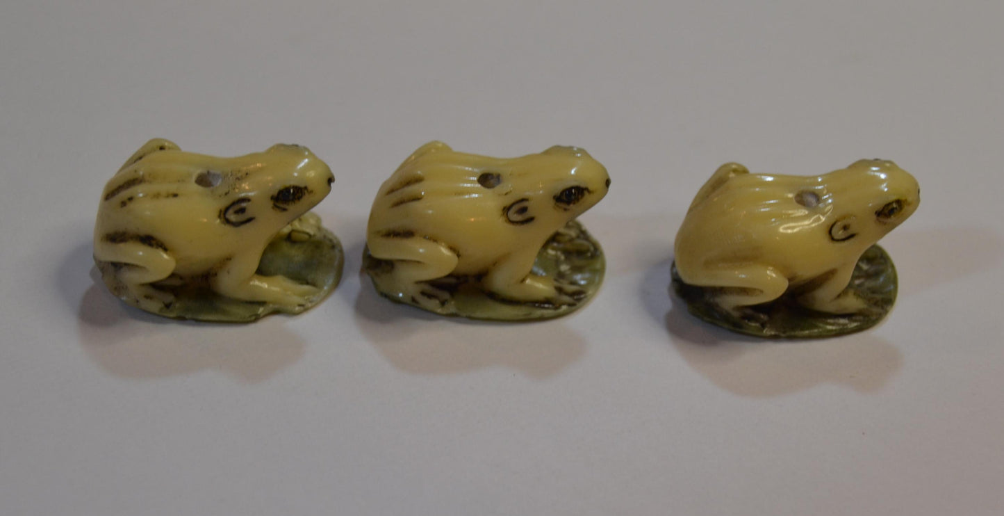 Netsuke Beads frogs various styles