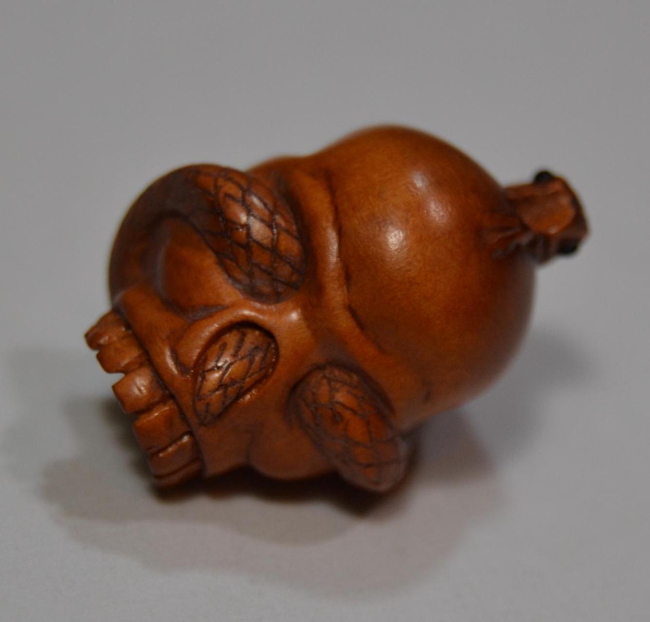 Ojime, figurines, skull  and mask