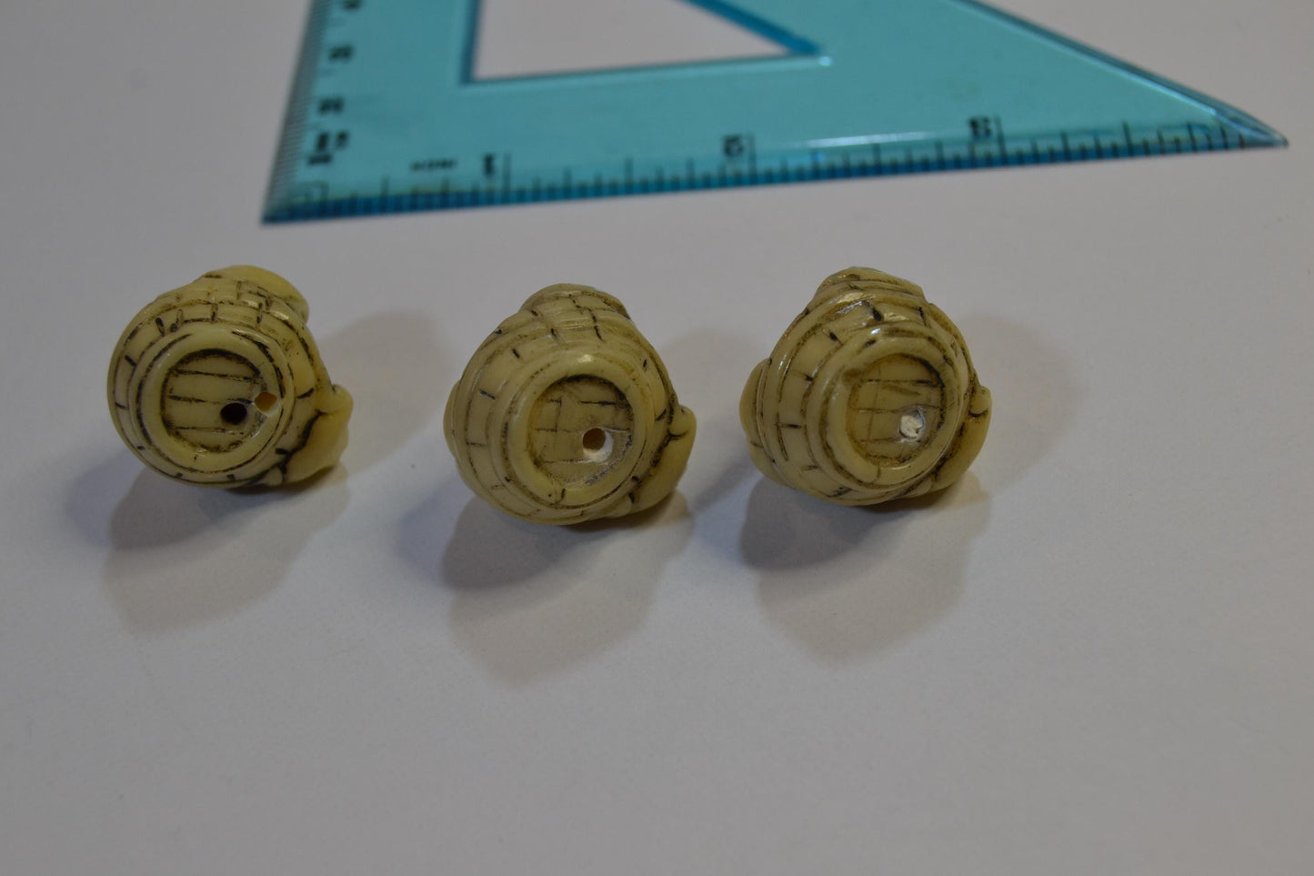 Netsuke Beads frogs various styles