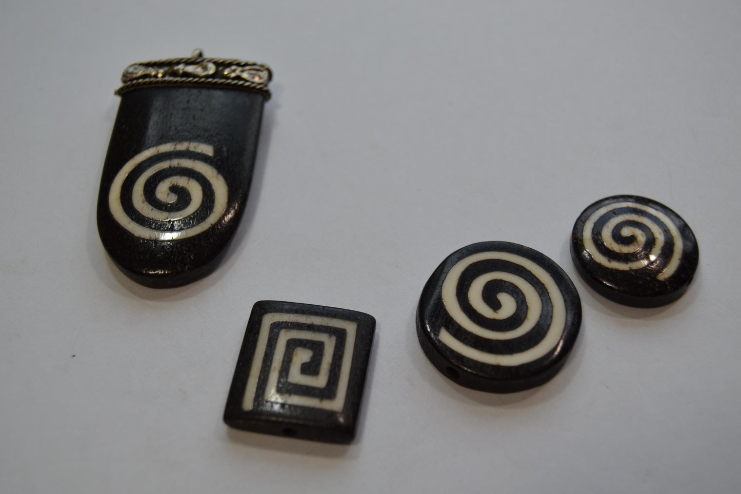 Black and White Spiral-Patterned Bone Beads