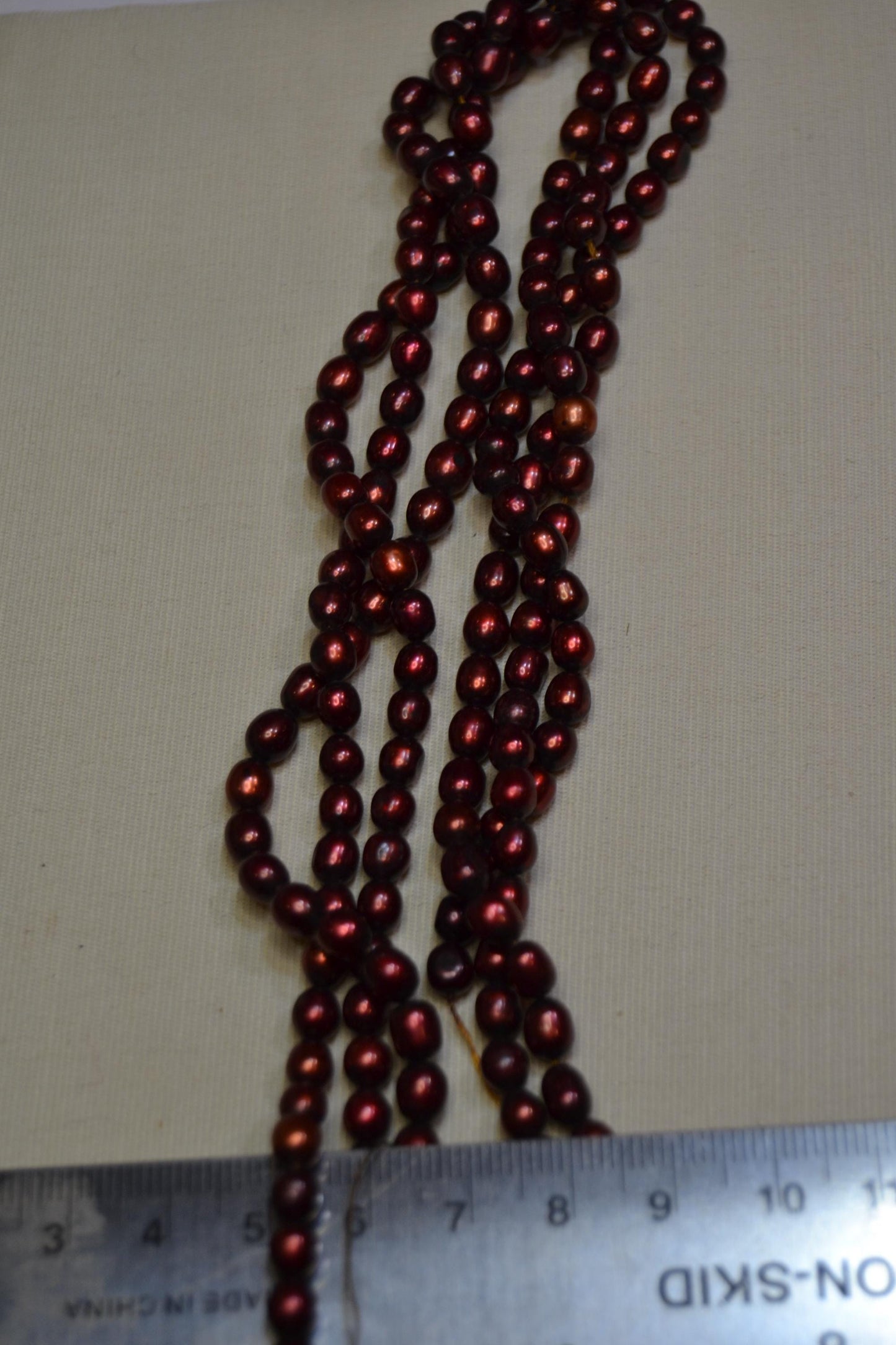 Fresh water pearls, 4-6mm in diameter