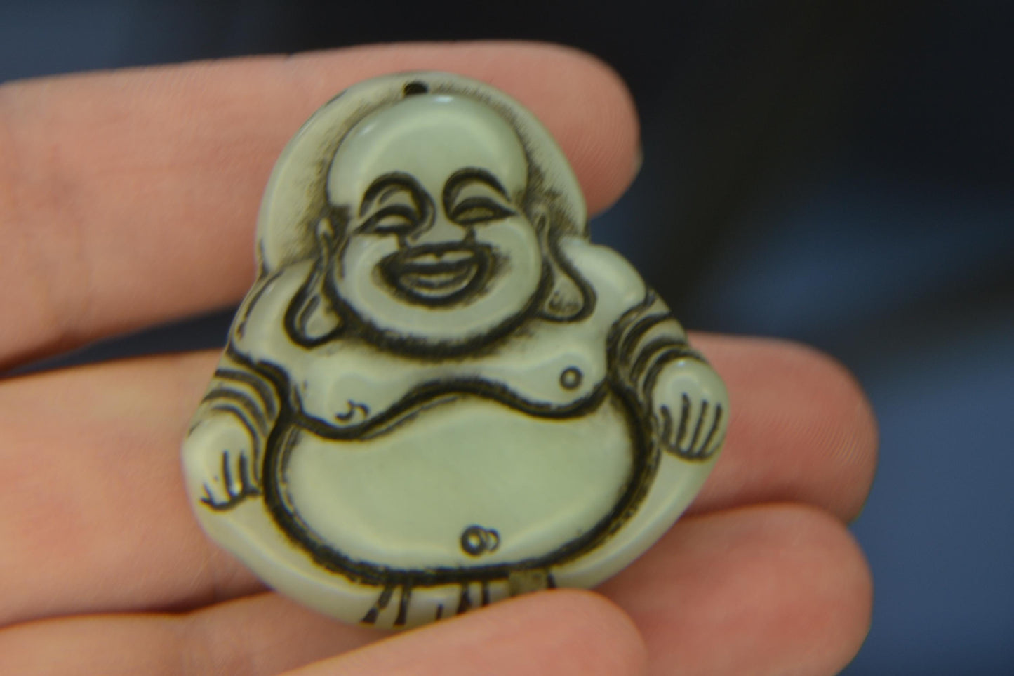 Jadite pendant, buddha or Bodhisattva