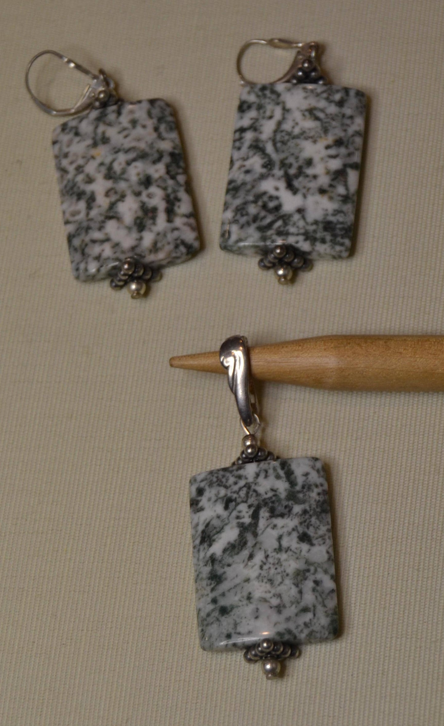 Agate Earring, clip on pendant sets